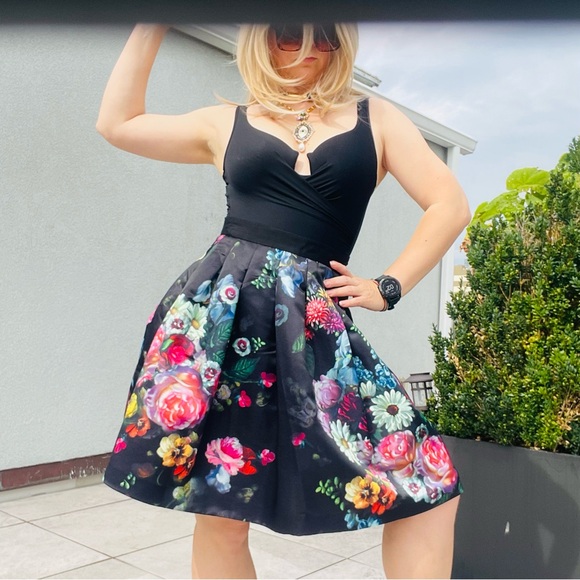 Ted Baker Black Floral Pattern Satin Tutu Tailored A-Line Skirt NWOT - Picture 8 of 16